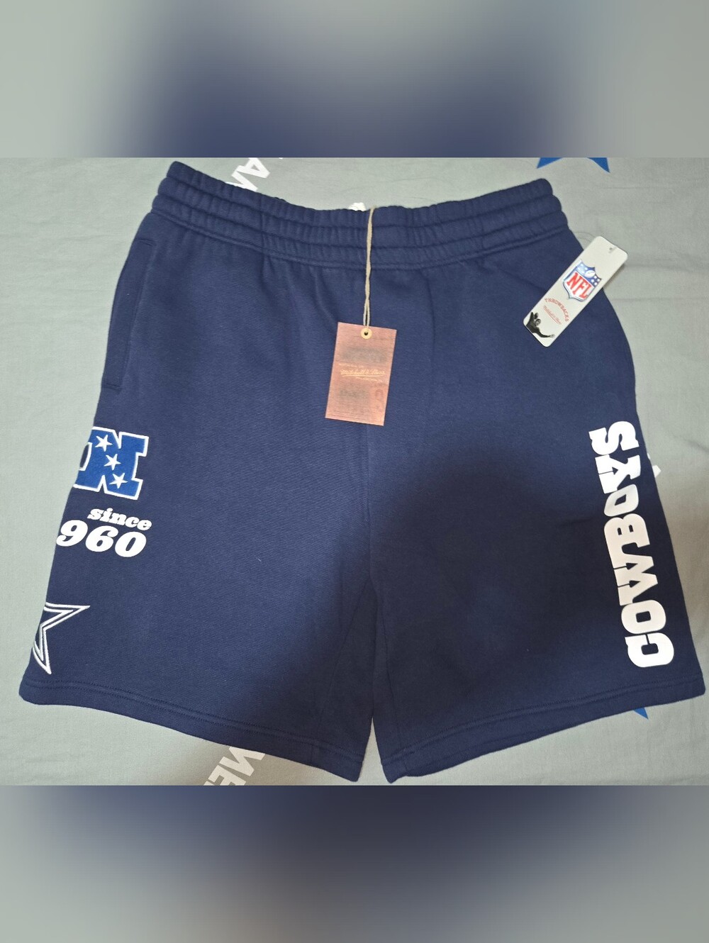 Dallas Cowboys Mitchell & Ness NFL L Large Fleece Shorts Team Origins Navy NWT